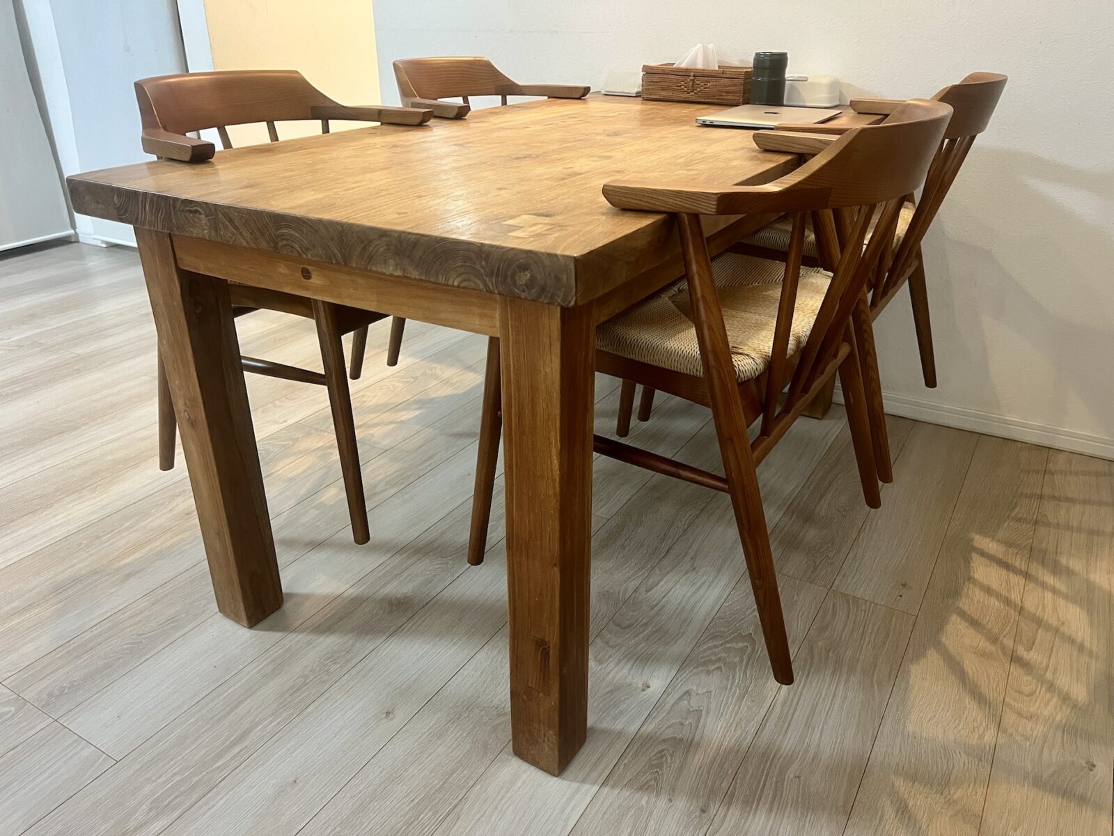 タンスのゲンのダイニングチェア